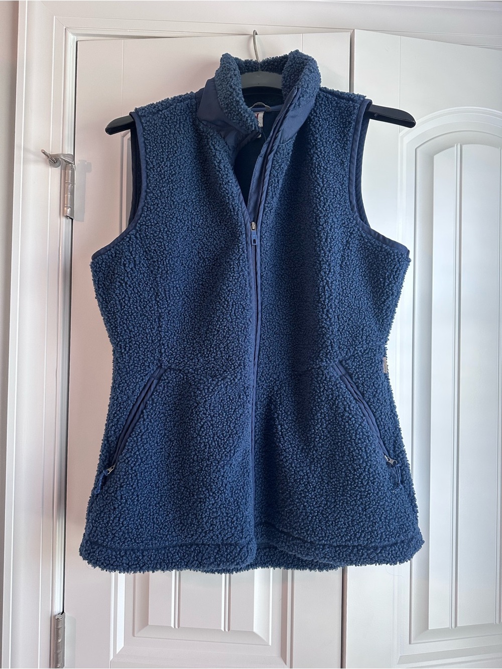 Avalanche Navy Sherpa Fleece Vest with Zip Pockets